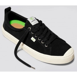 Cariuma Oca Low Black Suede Sneaker